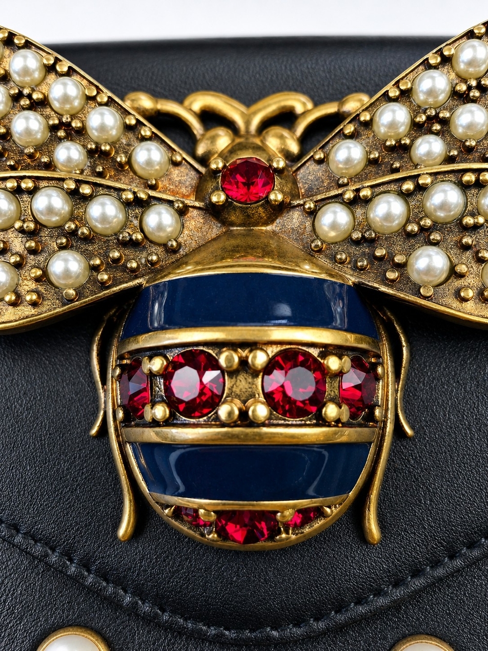 Gucci Broadway Pearly bee embellished leather mini - Picture 3 of 8